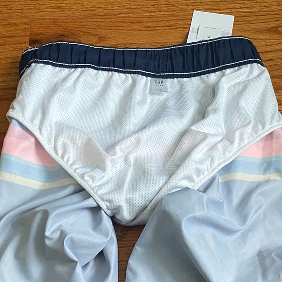 Gap ❤️ Kid's Boy's Navy Rainbow Drawstrings Shorts Size Medium (NWT) - Picture 4 of 6
